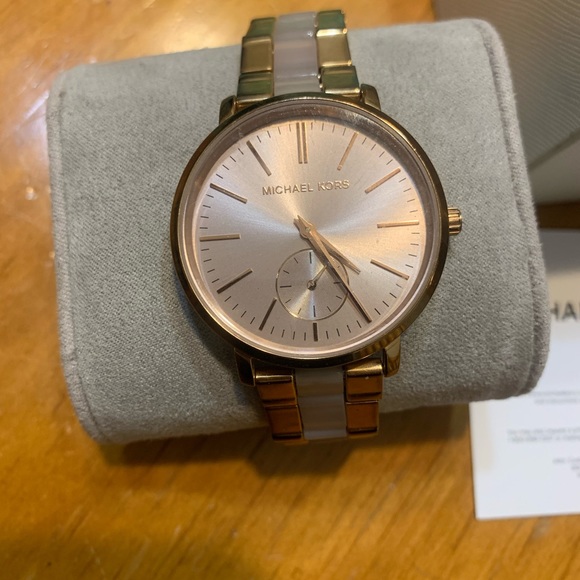 Michael Kors womens Jaryn Rose Gold- Tone and Acetate watch